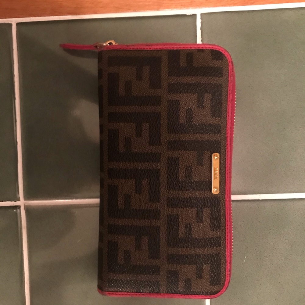 Authentic Fendi wallet